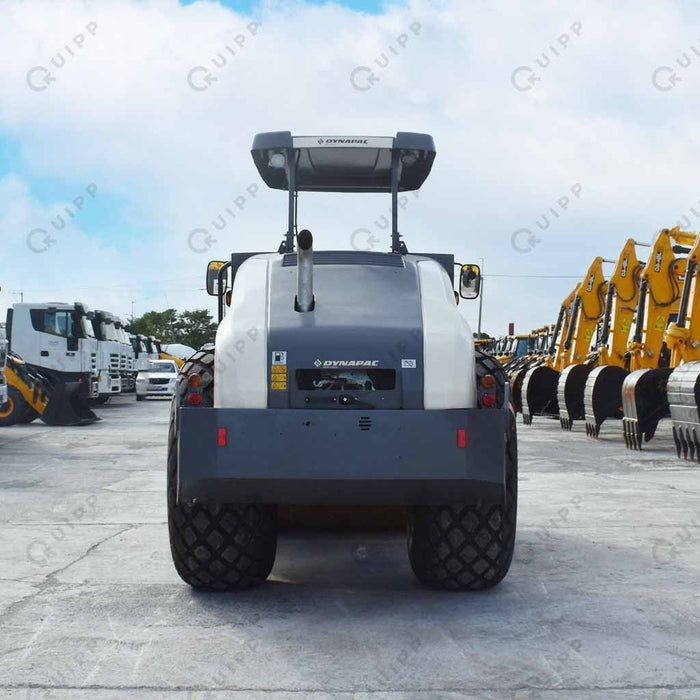 CA35D Vibratory Soil Compactor (12 ton)