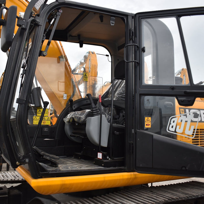 JS140 NXT Tracked Excavator (14 ton, 0.55 cu.m.)